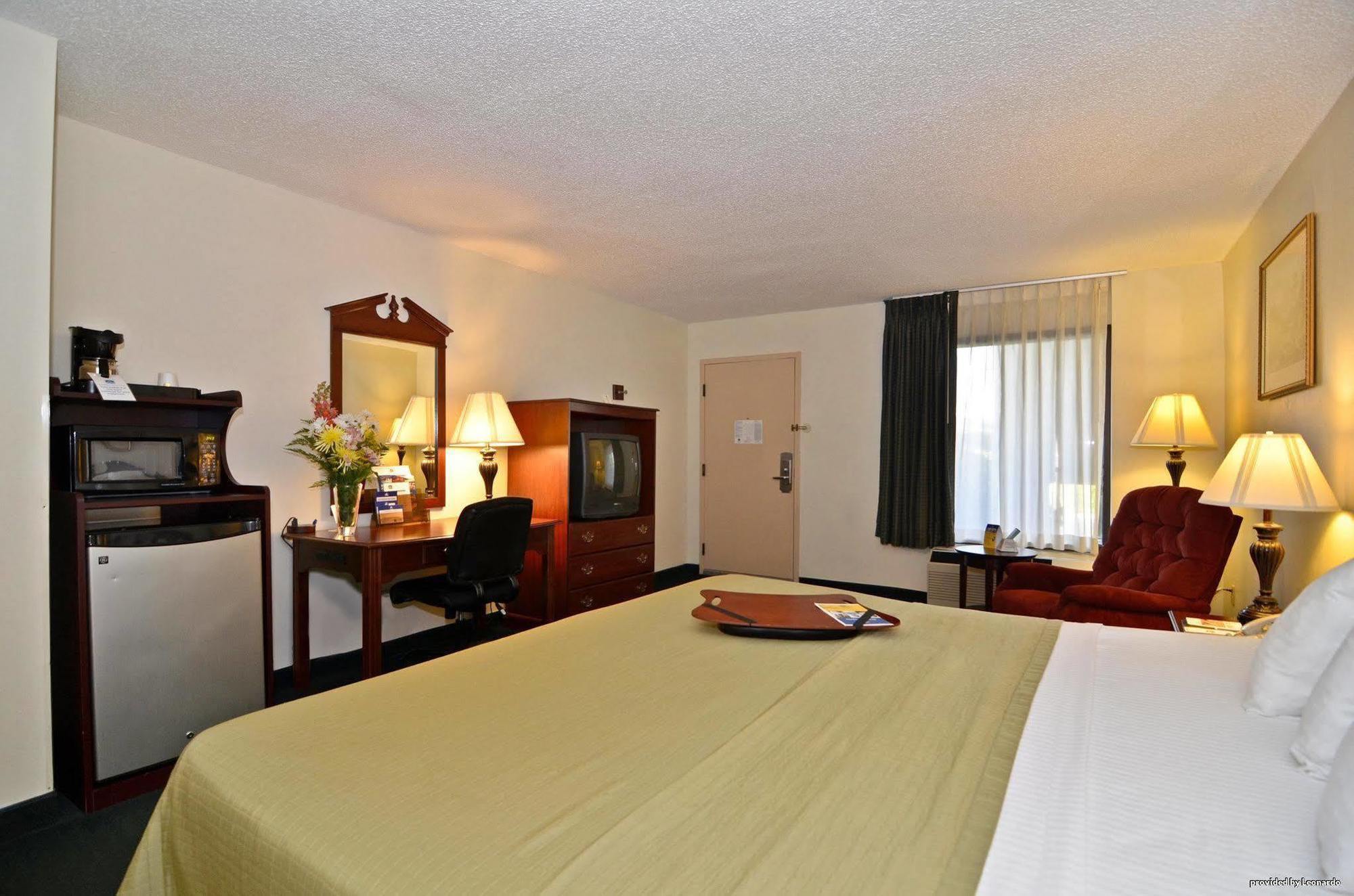 Best Western Home Place Inn Camden Room photo